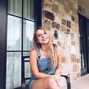 Meet your Posher, Samantha